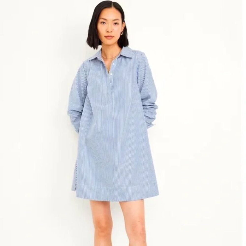 NWOT Old Navy Blue and White Striped Dress